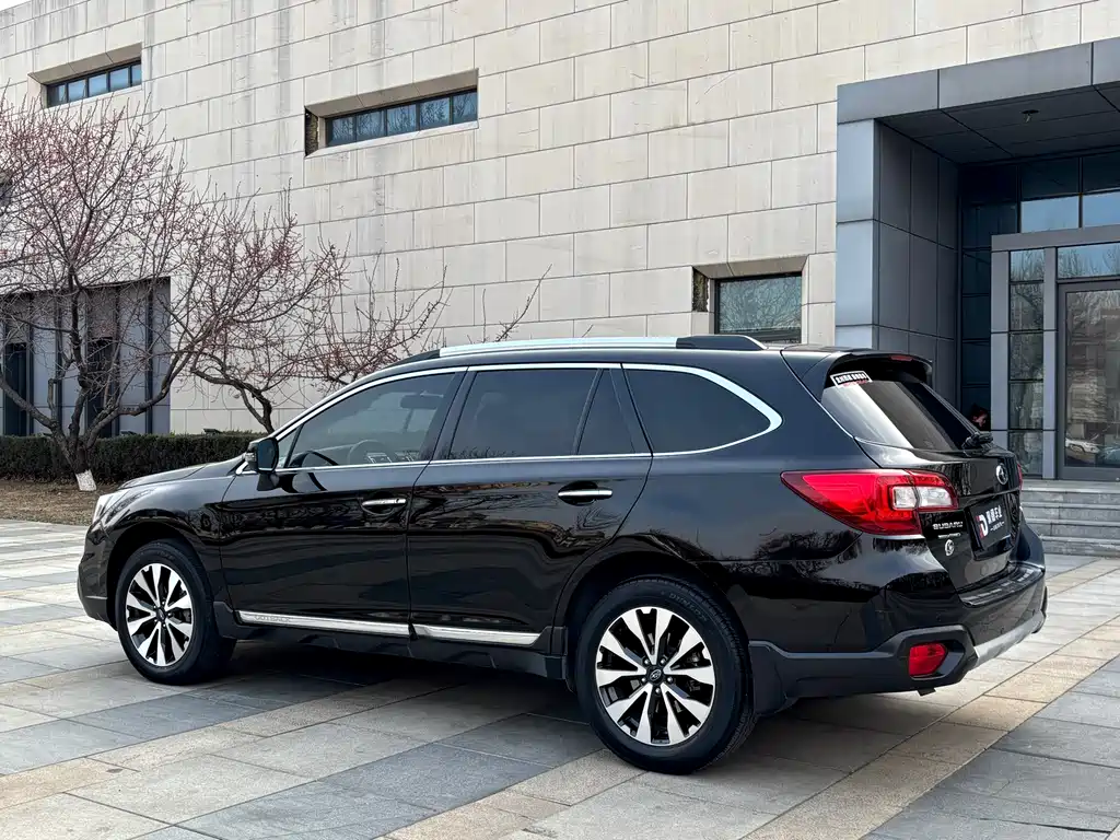 Subaru Outback 2.5i Sport Navigation Edition, фото 4