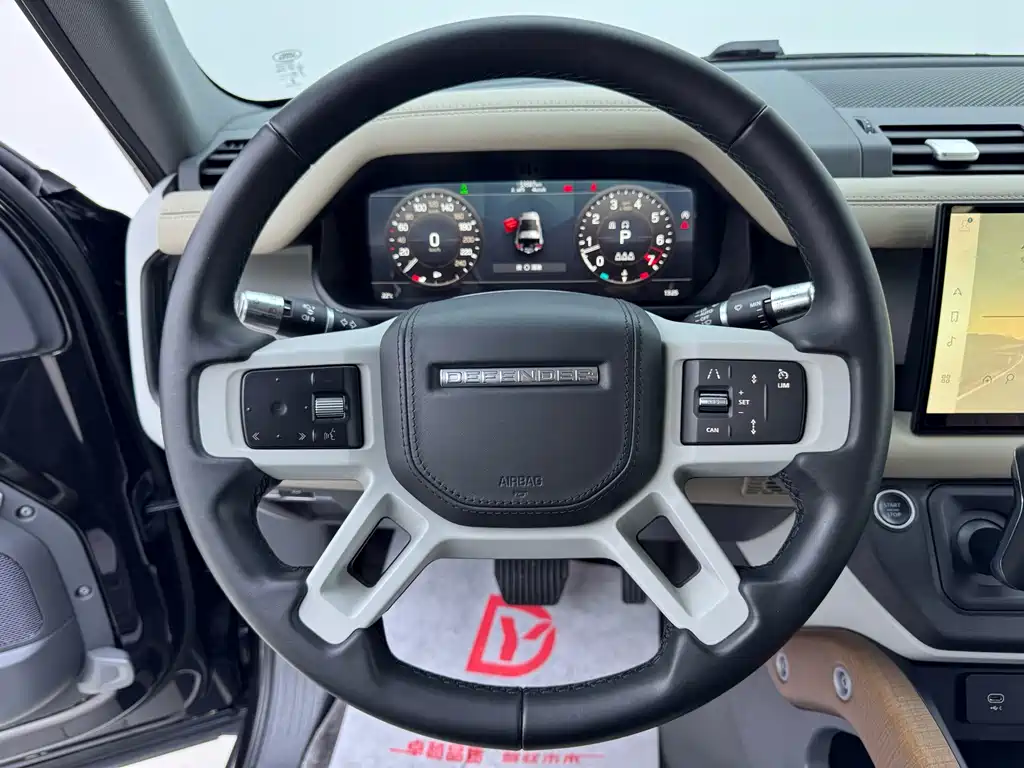 Land Rover Defender — миниатюра 10