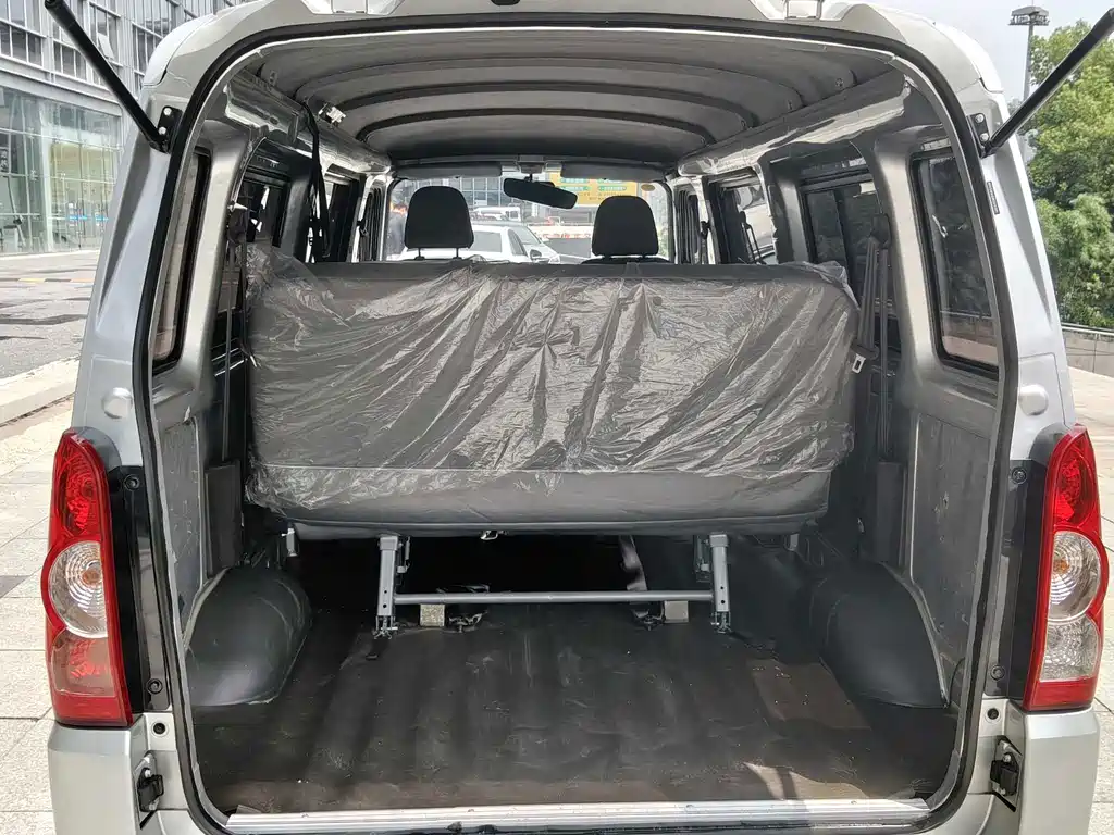 Lingshi 予风EV50 — миниатюра 11