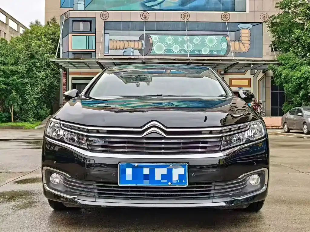 Citroen C6 — миниатюра 2
