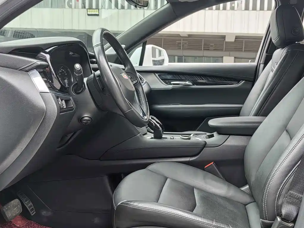 Cadillac XT6 — миниатюра 22