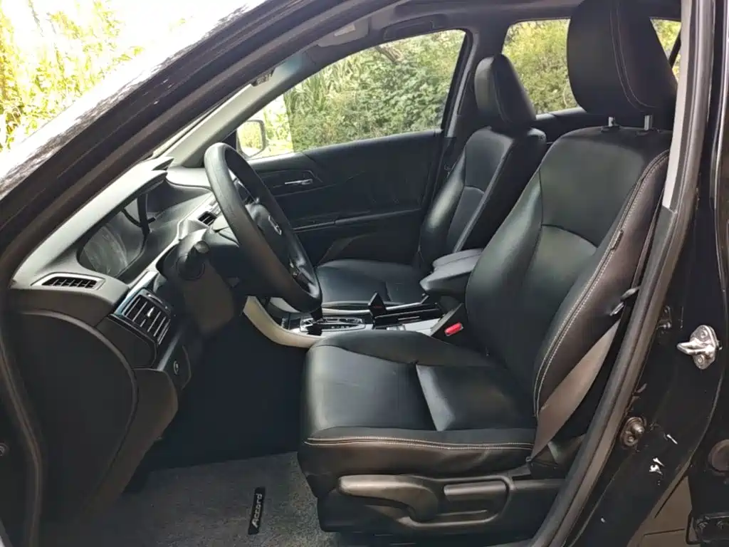 Honda Accord — миниатюра 15