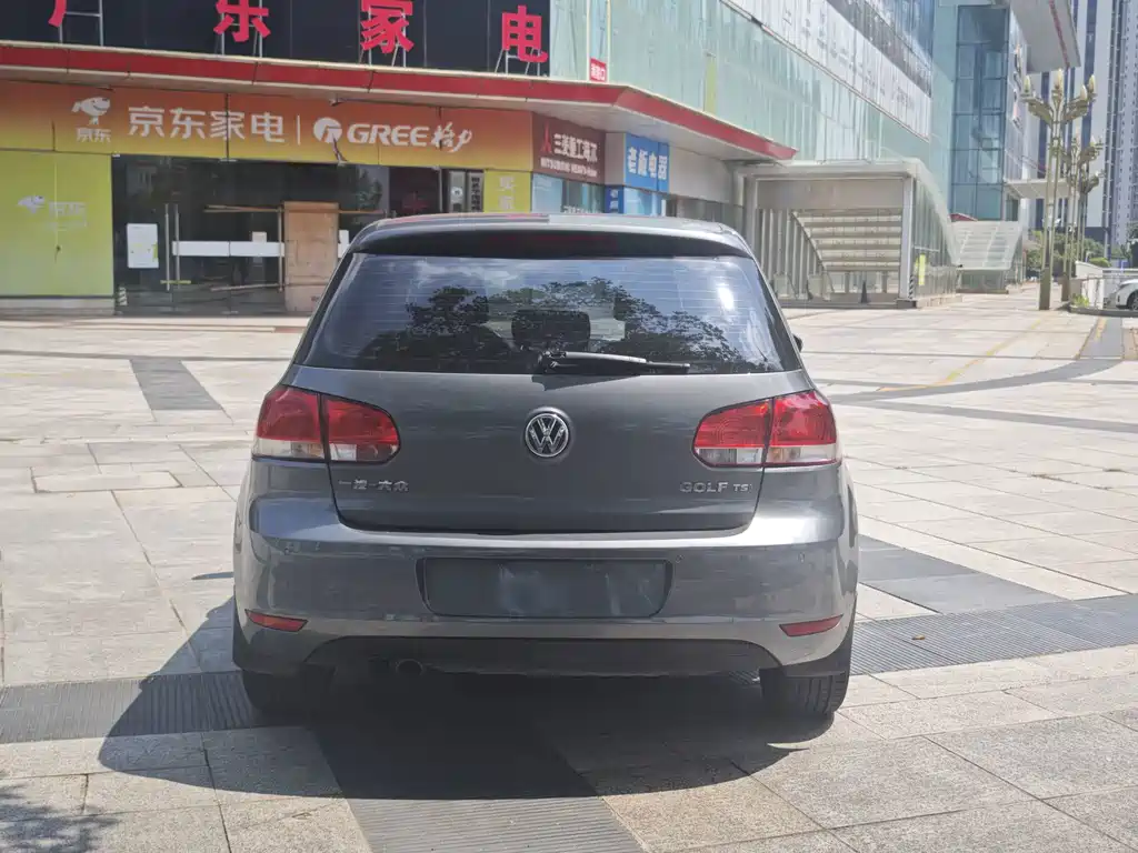 Volkswagen Golf — миниатюра 12