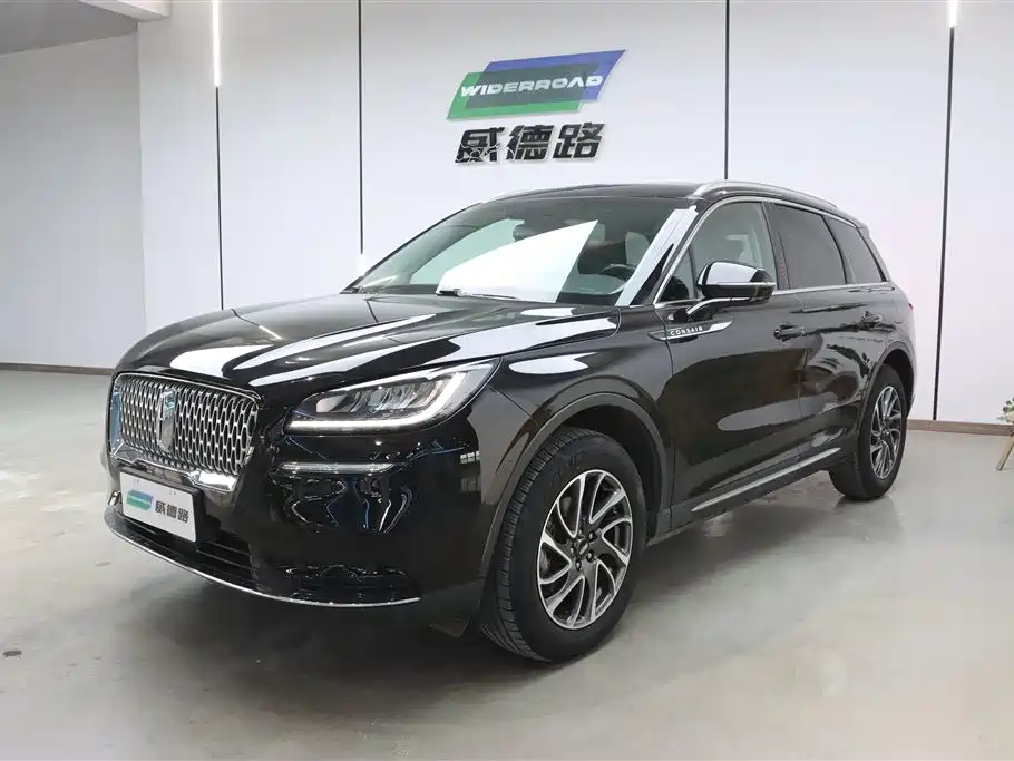 Lincoln Corsair 2021