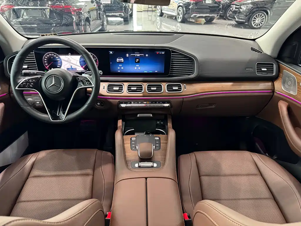 Mercedes-Benz GLE (Import) — миниатюра 9