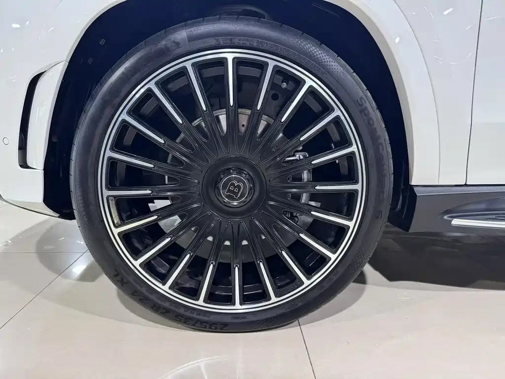 Mercedes-Benz GLS — миниатюра 8
