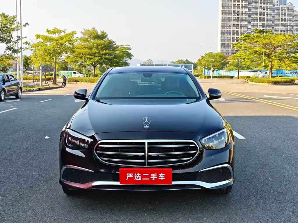 Mercedes-Benz E-Class — миниатюра 3