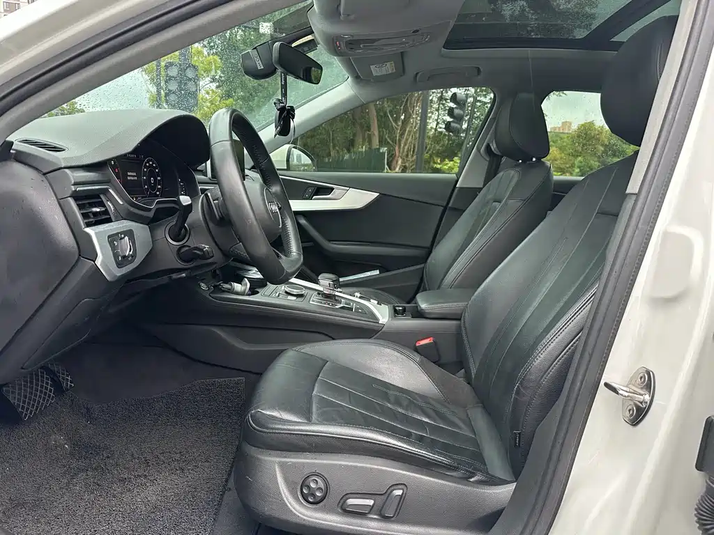 Audi A4L 2018 30 40 TFSI Fashion