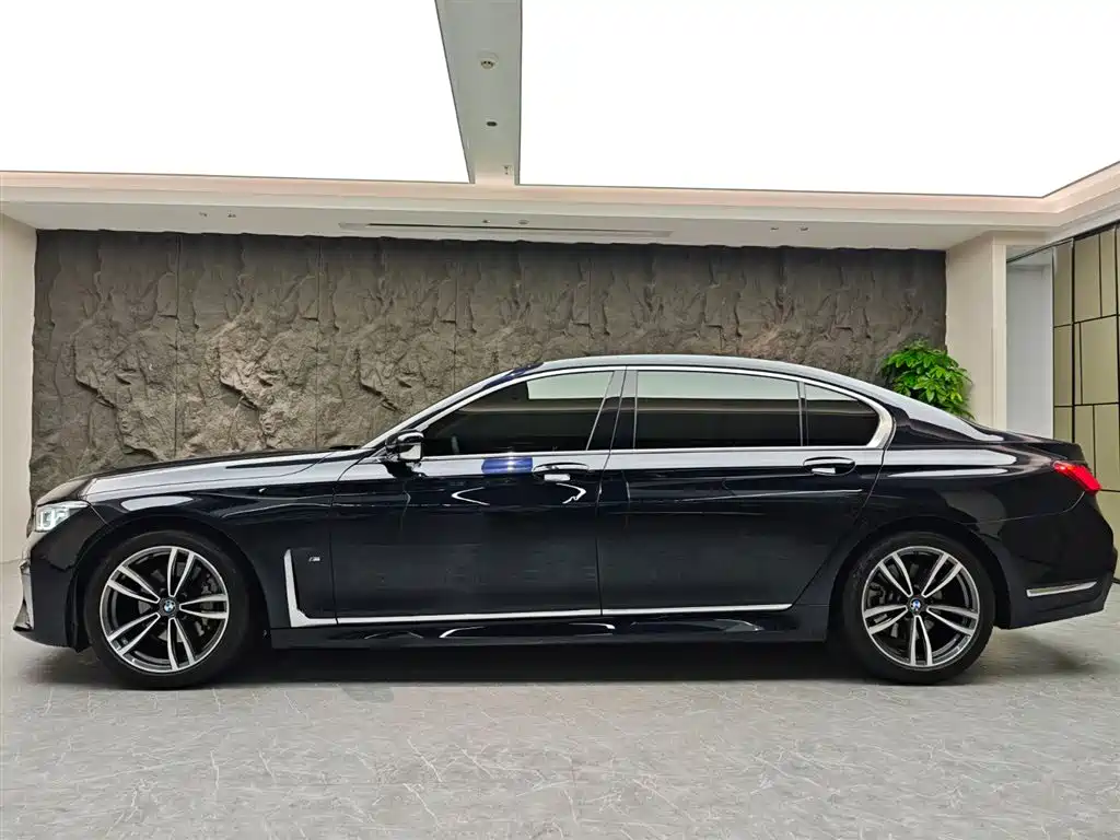 BMW 7 Series 7 2019 730Li M Sport