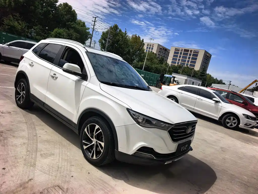 Bestune X40 — миниатюра 12