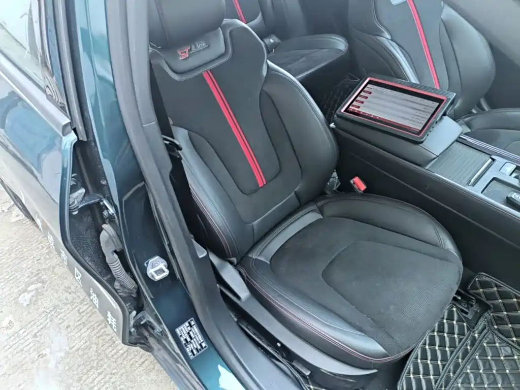 Ford Mondeo — миниатюра 25