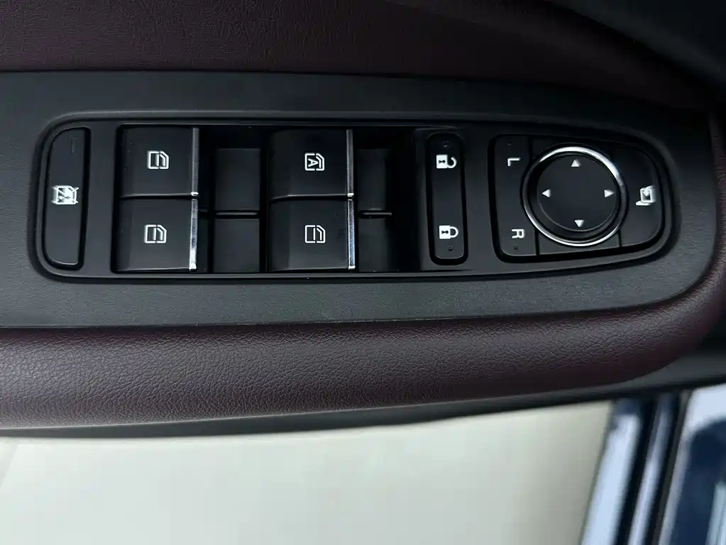 GAC Motor Trumpchi M6 — миниатюра 16