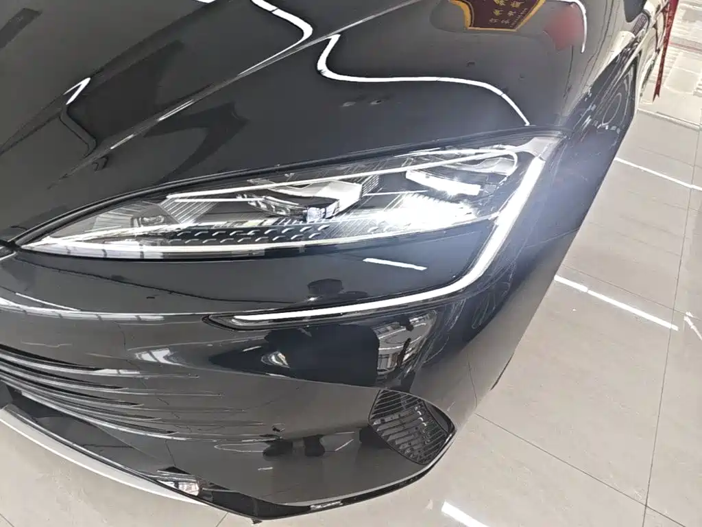 BYD Seal — миниатюра 24