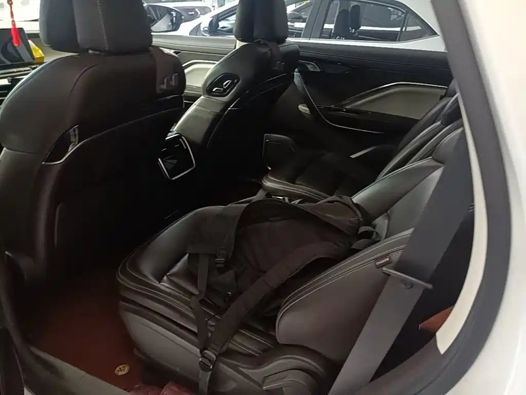 Geely Jia Ji — миниатюра 17