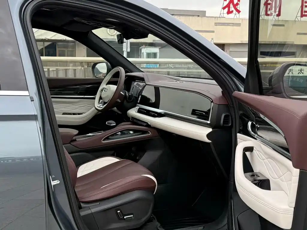 Geely Xingyue L — миниатюра 6