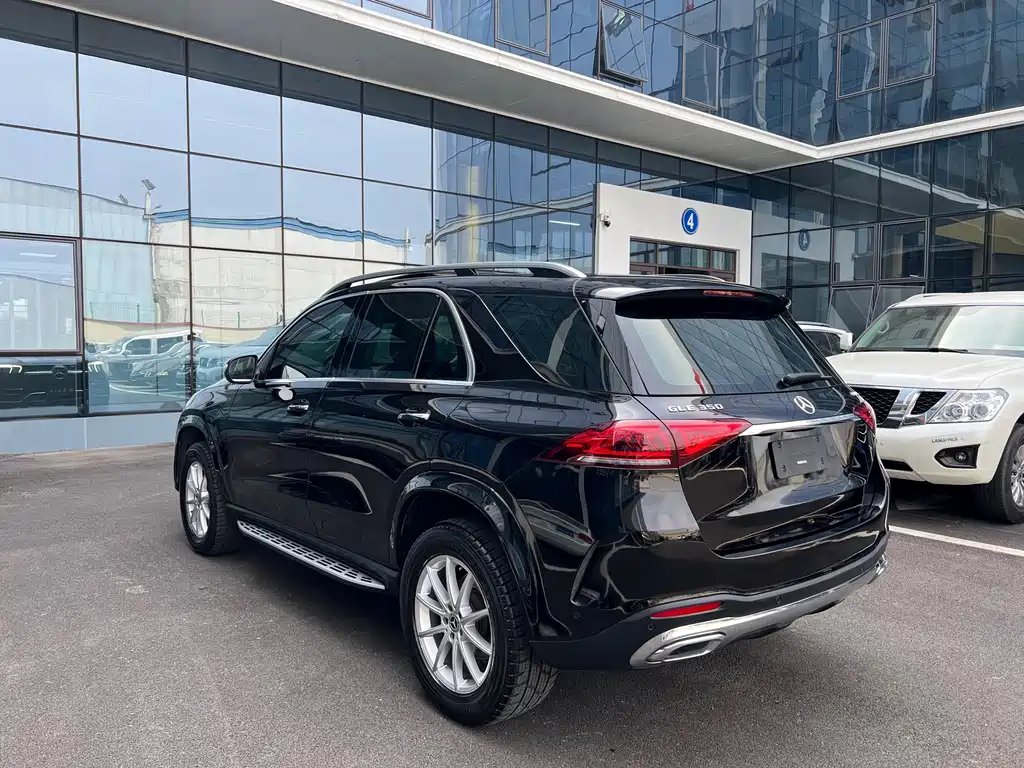 Mercedes-Benz GLE (Import) — миниатюра 7
