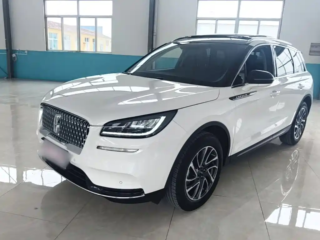 Lincoln Corsair — миниатюра 2