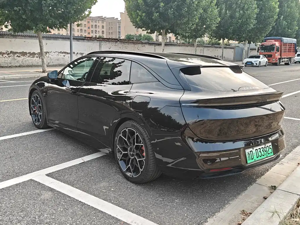Zeekr 007GT — миниатюра 7