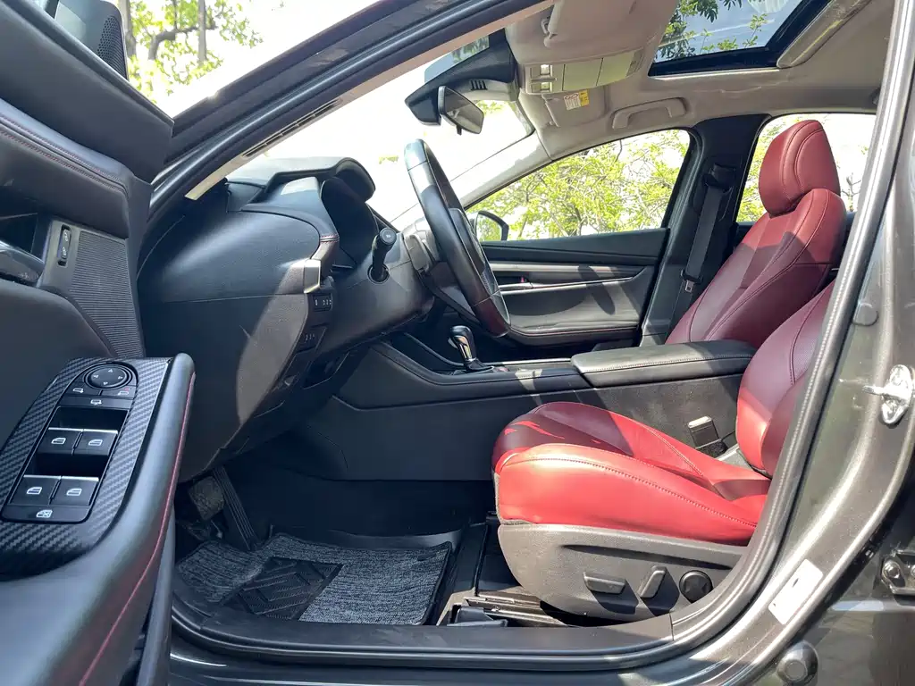 Mazda 3 Axela — миниатюра 7