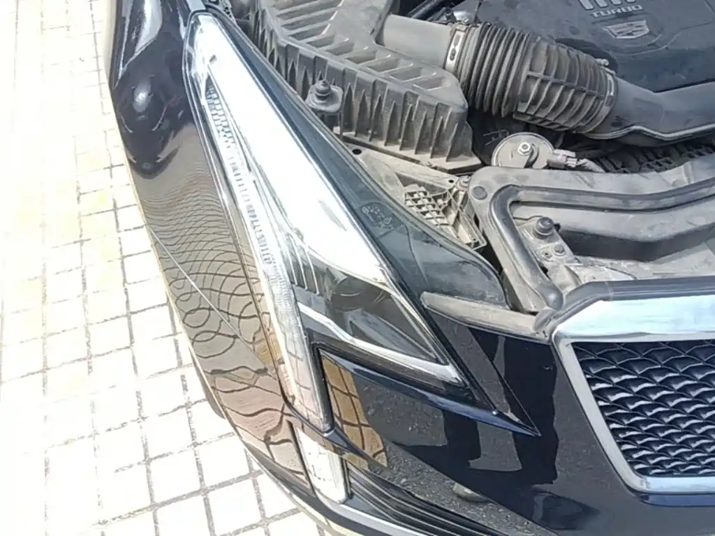 Cadillac XT5 — миниатюра 11