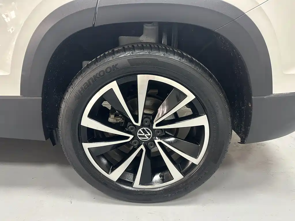 Volkswagen Tharu — миниатюра 18