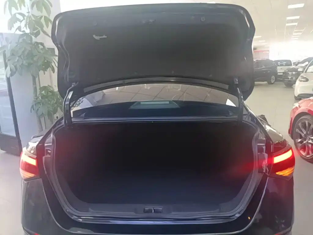 Nissan Sylphy — миниатюра 19