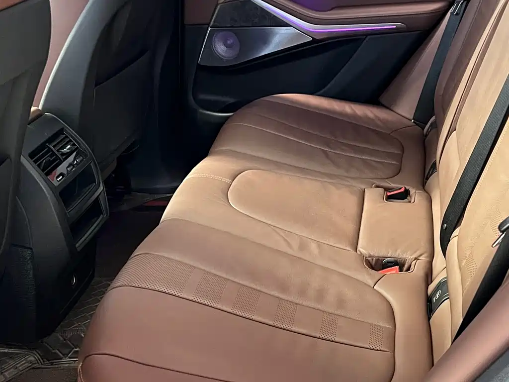 BMW X5 (Import) — миниатюра 8