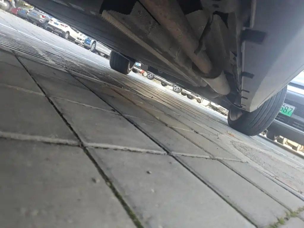 BYD Tang New Energy — миниатюра 18