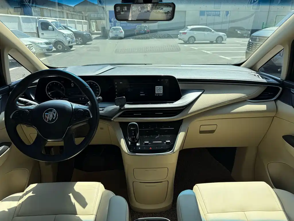 Buick GL8 — миниатюра 8