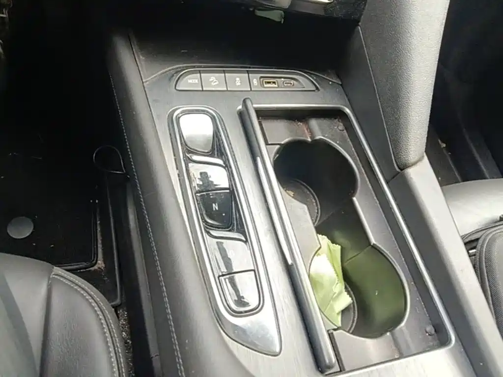 Buick Enclave — миниатюра 19