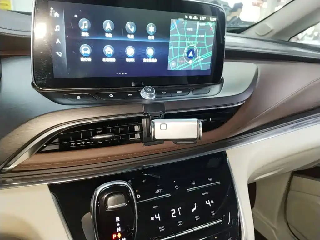 Buick GL8 — миниатюра 13