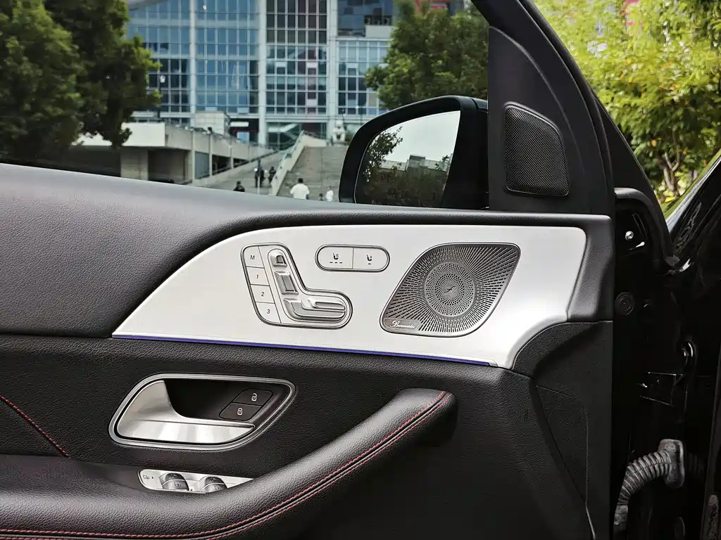 Mercedes-Benz GLE AMG — миниатюра 14