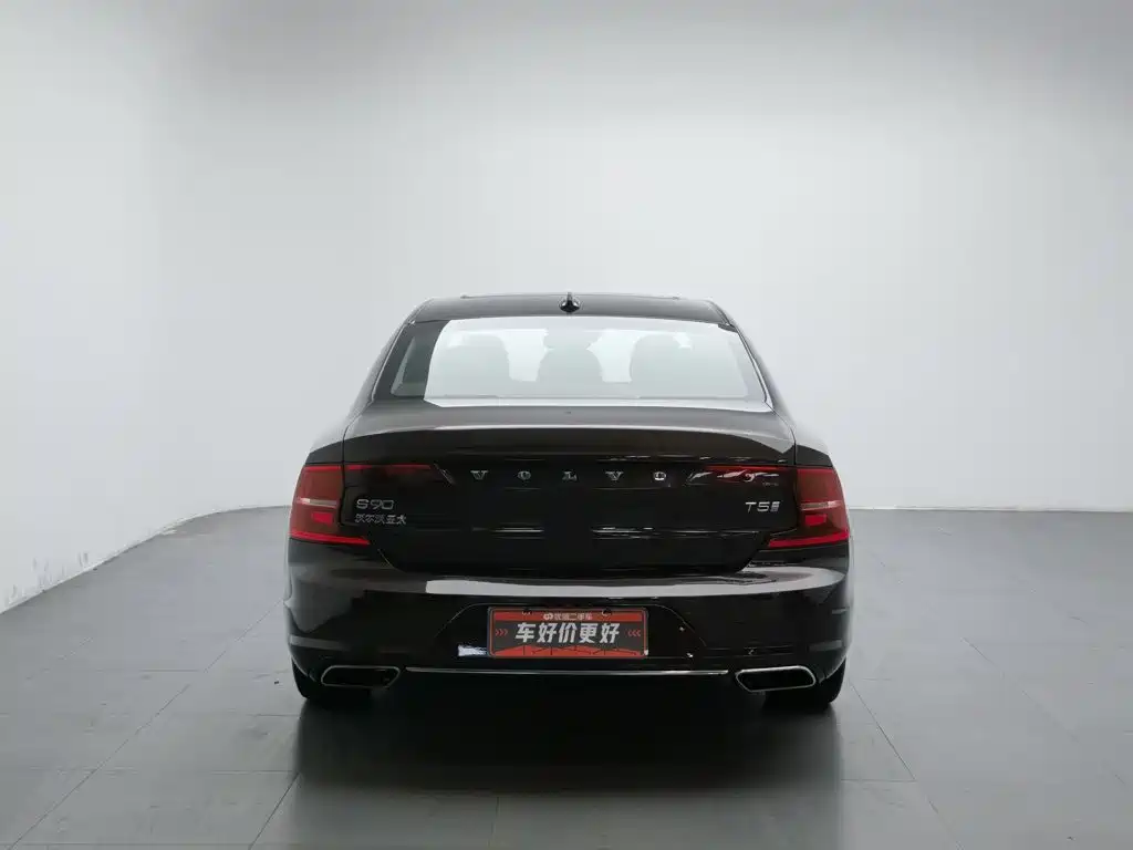 Volvo S90 — миниатюра 4