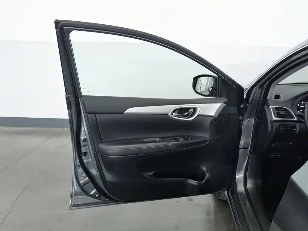 Nissan Sylphy — миниатюра 8