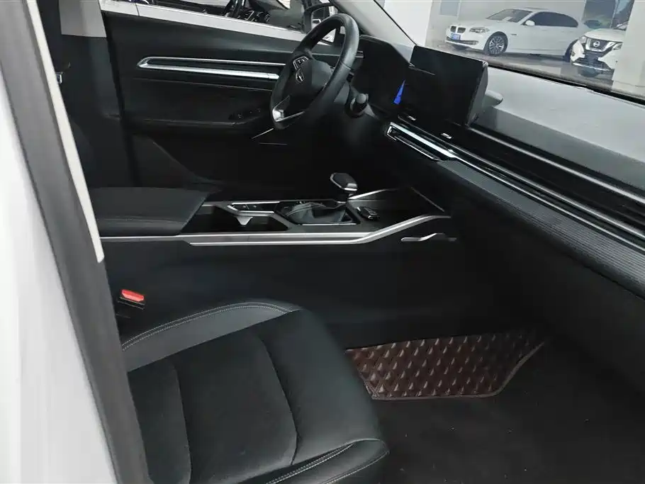 GEELY AUTOMOBILE EMGRAND