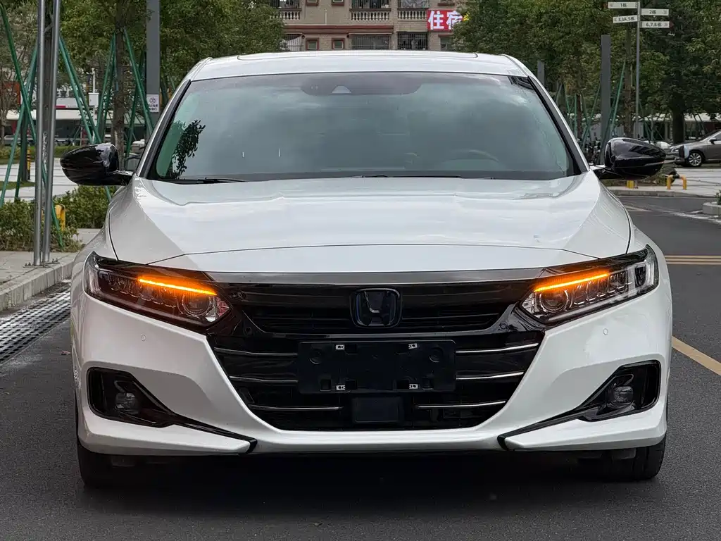 Honda Accord — миниатюра 2