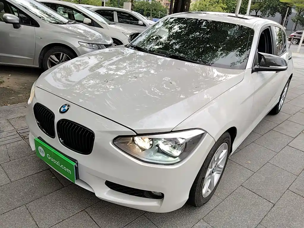 BMW 1 Series (Import) — миниатюра 2