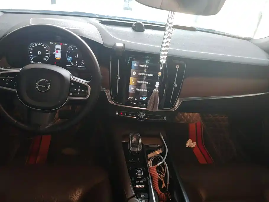 Volvo S90 — миниатюра 12