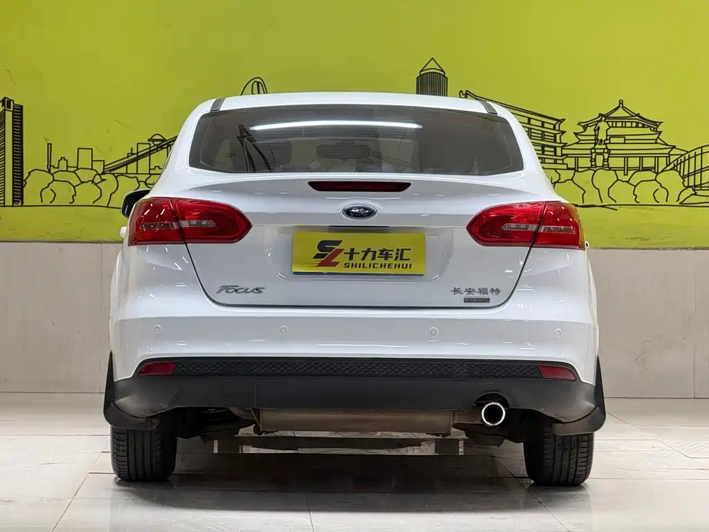 Ford Focus — миниатюра 5