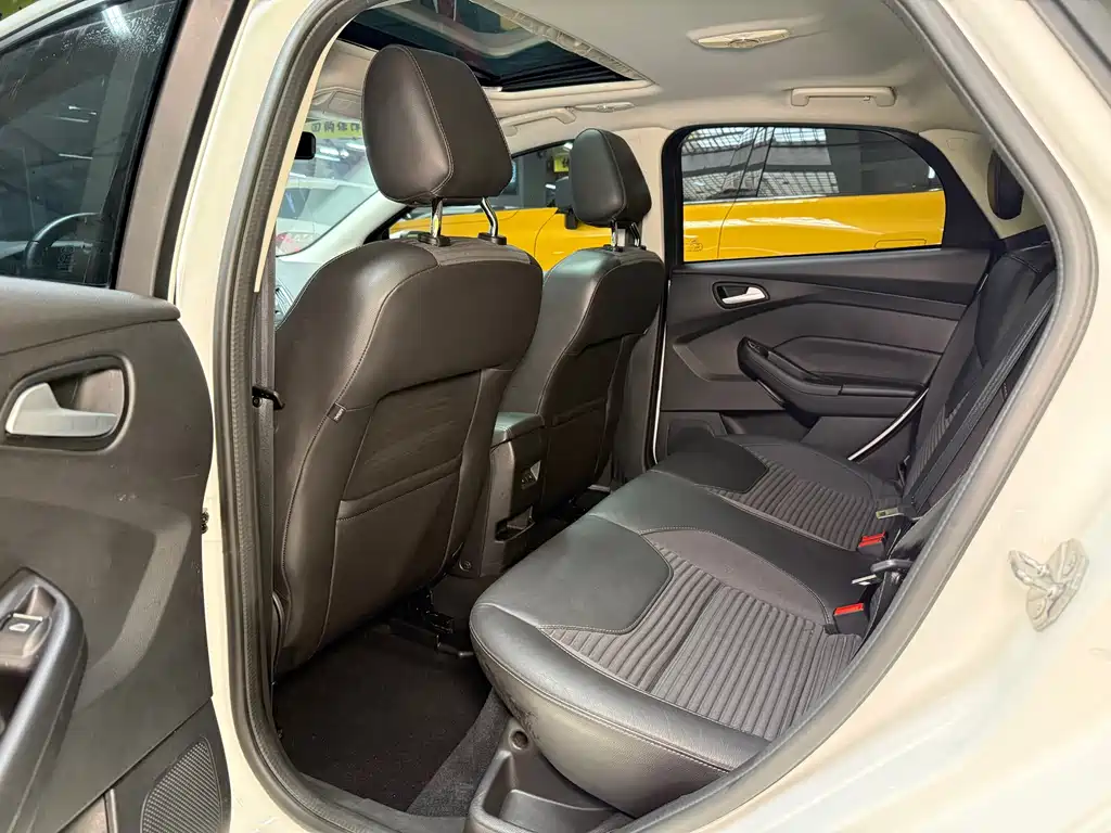 Ford Focus — миниатюра 13