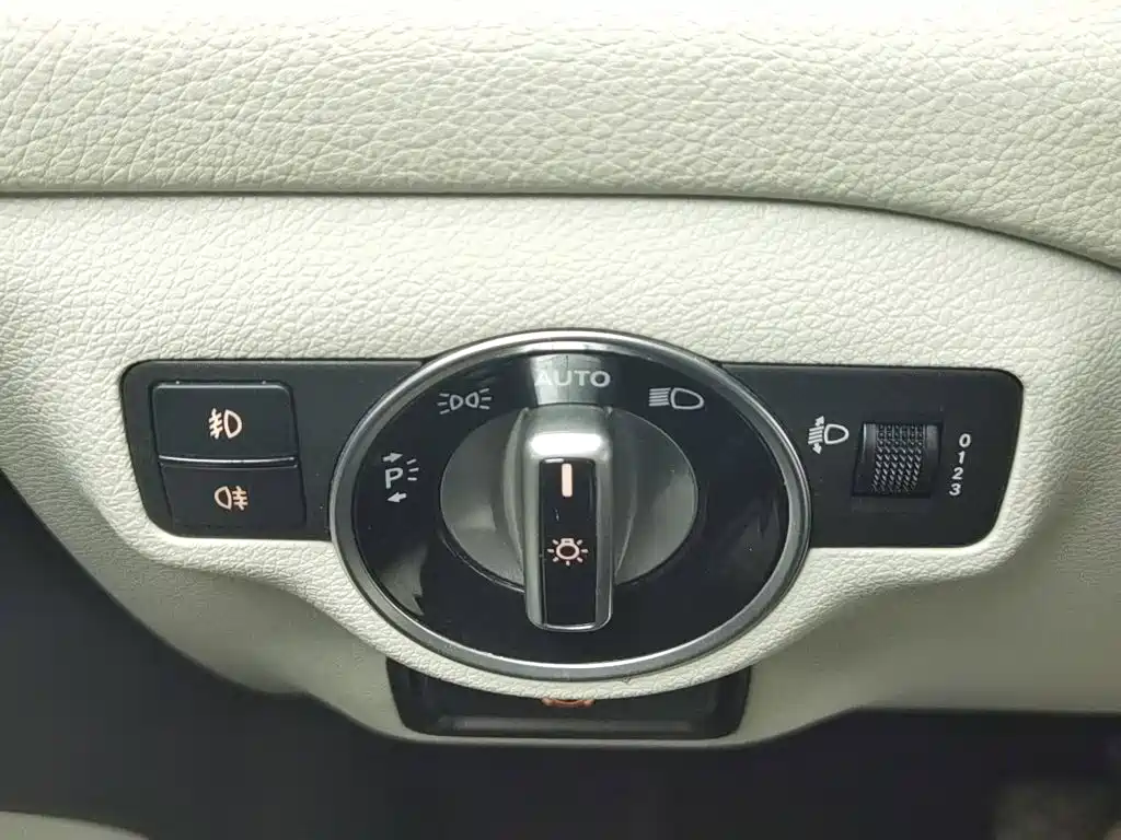 Mercedes-Benz GLA — миниатюра 21