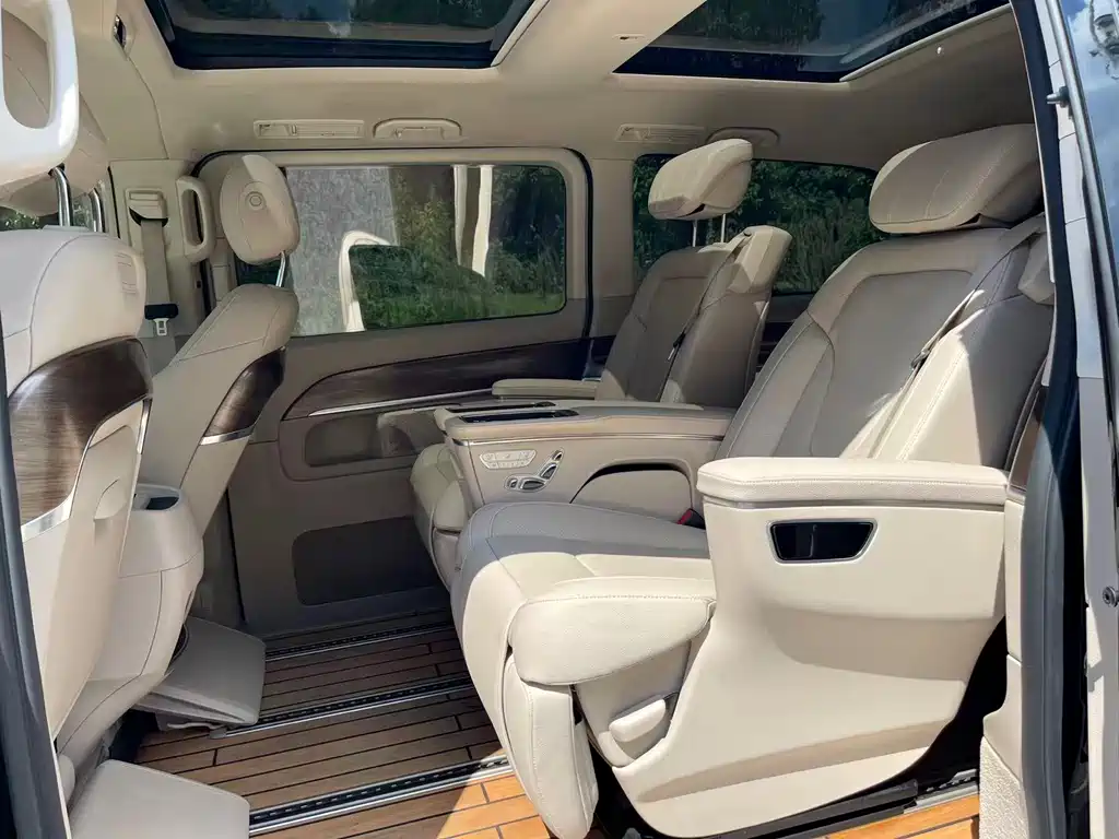 MERCEDES-BENZ V CLASS