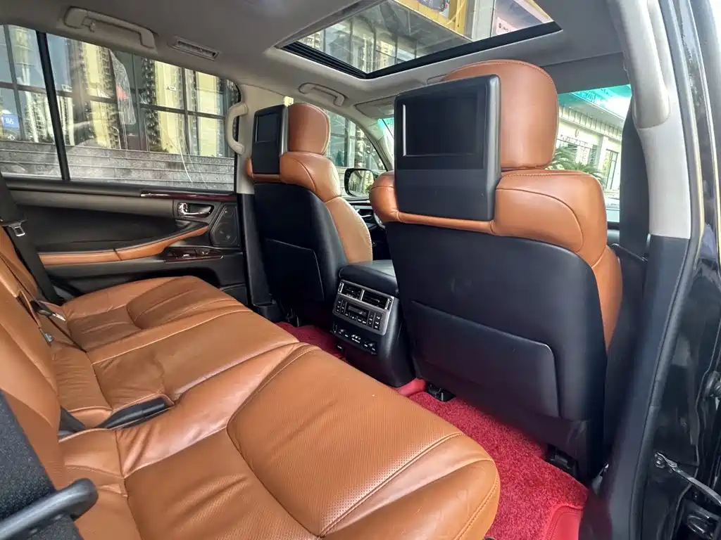 Lexus LX — миниатюра 18