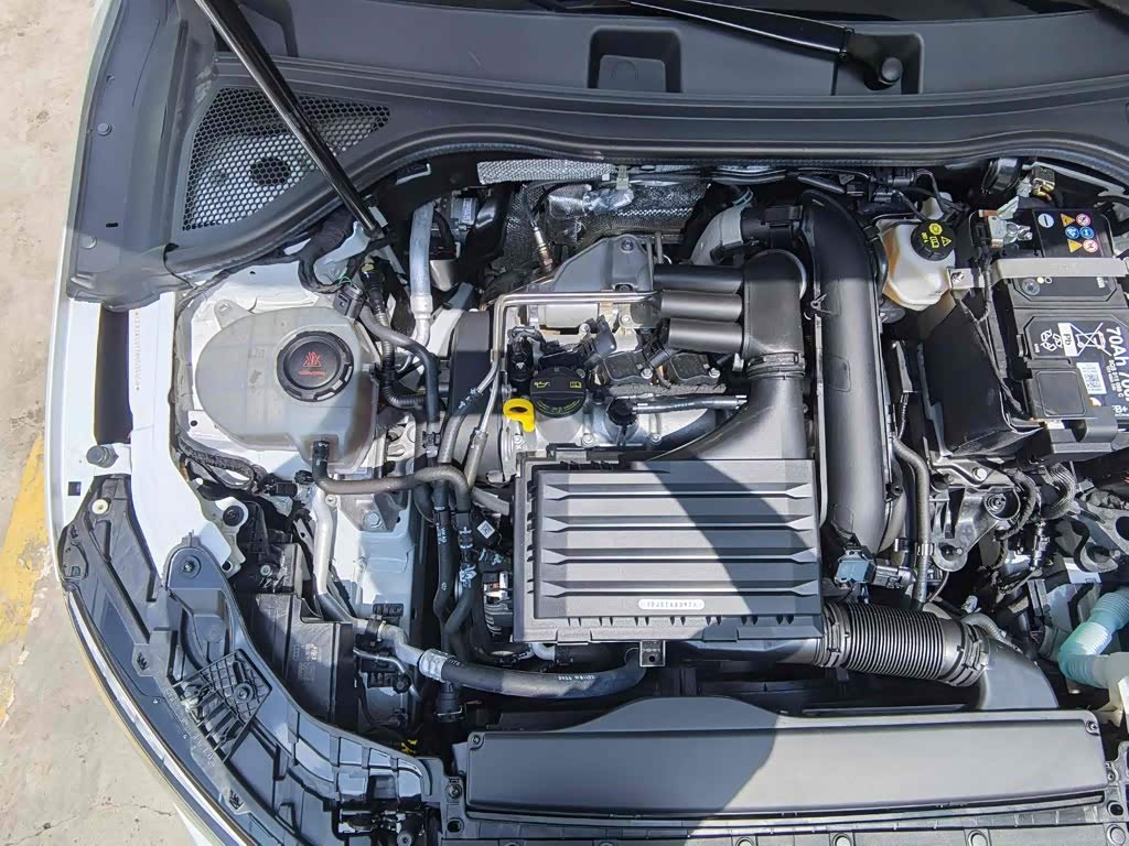 Audi A3 1.4 л 2023 г. Белый, пробег 34000 км