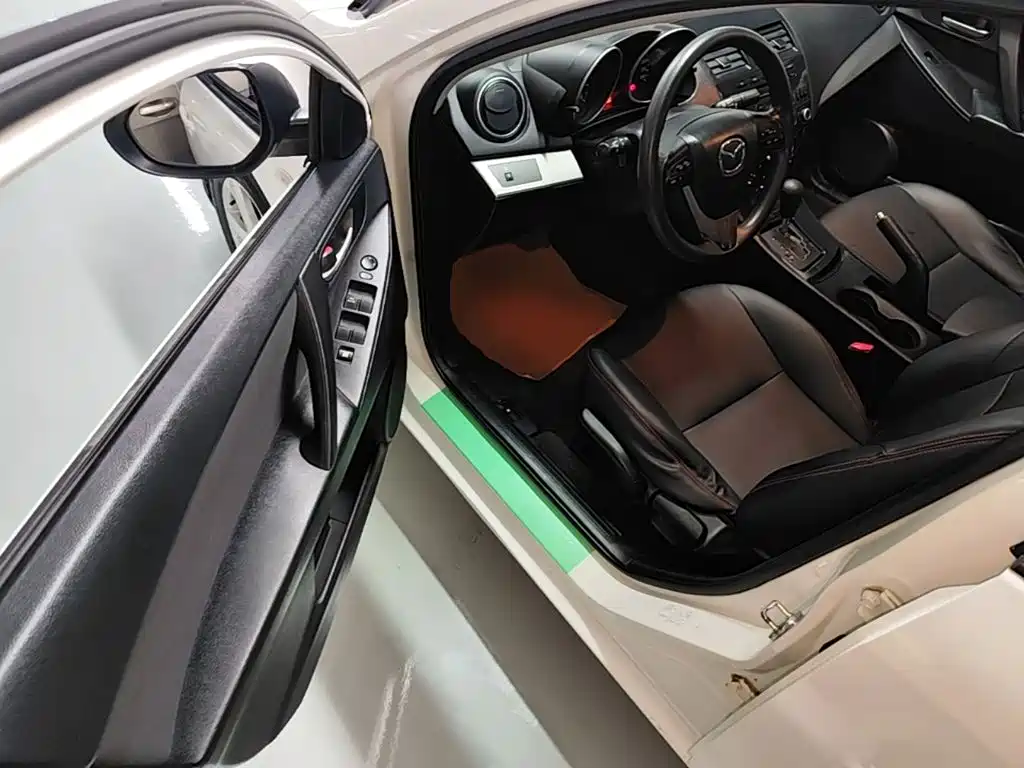Mazda 3 Xingcheng — миниатюра 16