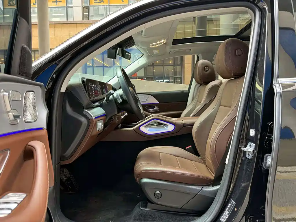 Mercedes-Benz GLE (Import) — миниатюра 9