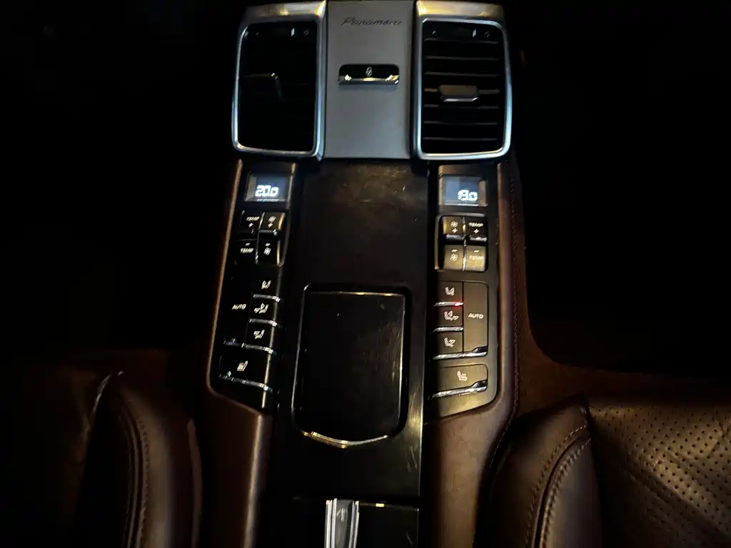 Porsche Panamera — миниатюра 8