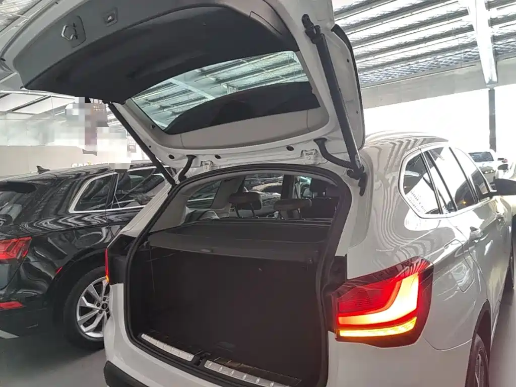 BMW X1 — миниатюра 19