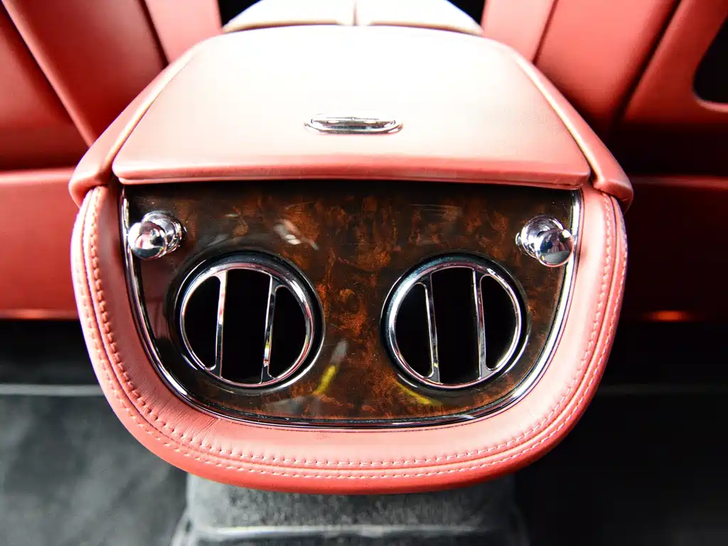 Bentley Mulsanne — миниатюра 22
