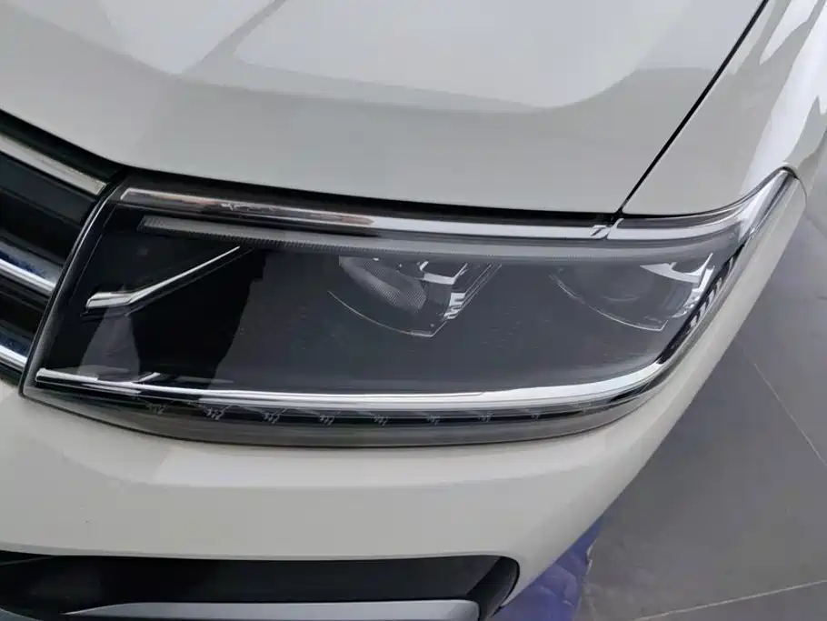 Volkswagen T-Cross — миниатюра 5